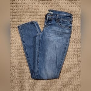 Old Navy Jeans. The Diva style. Women's Size 2